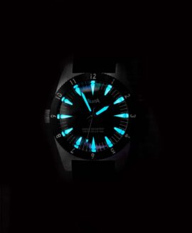 Alsta Watches_Motoscaphe_lume shot