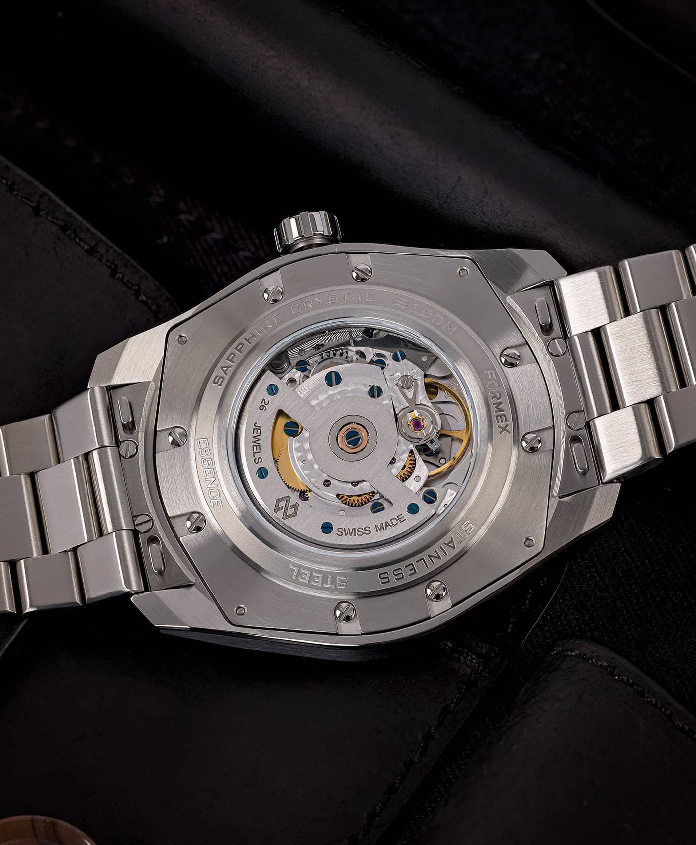 Formex - Essence FortyThree - caseback movement