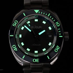 Le Jour Hammerhead Lume Watchbandit 2