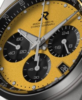 RZE - Valour Chronograph - Medallion Yellow-macro-min