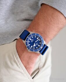 Tudor-Pelagos-FXD-Premium-NATO-Strap-Blue-Pocketshot-2-min