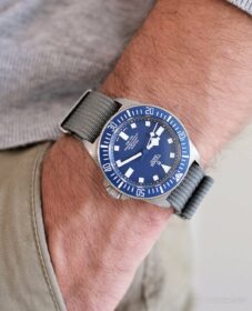 Tudor-Pelagos-FXD-Ribbed-NATO-Strap-Gray-pocketshot-min