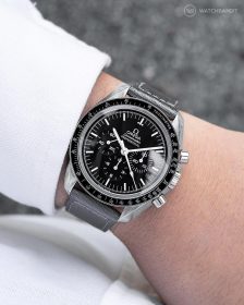 Omega Speedmaster on grey two-piece WB Original NATO by @gulenissen